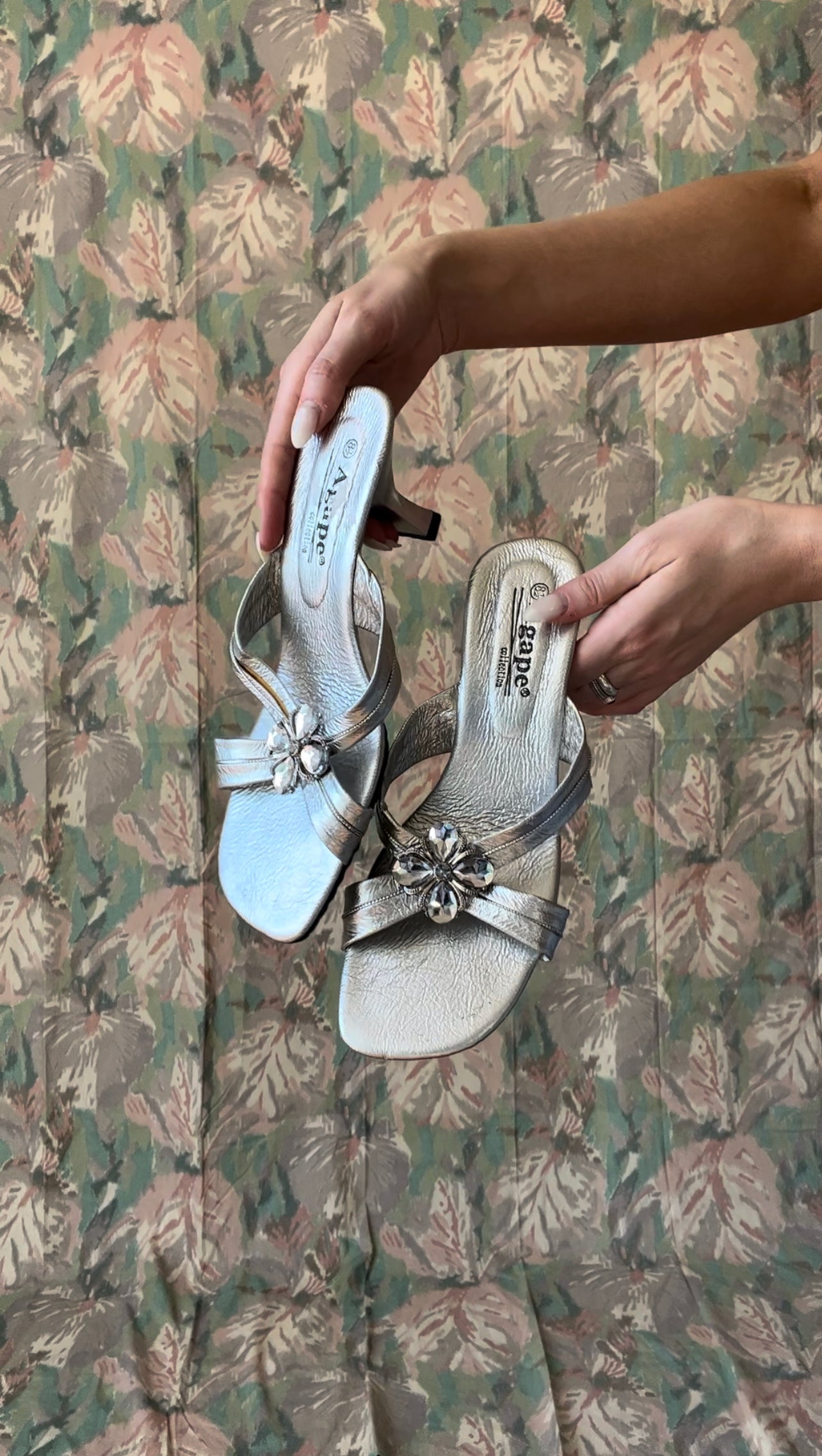 Silver Flower Kitten Heels