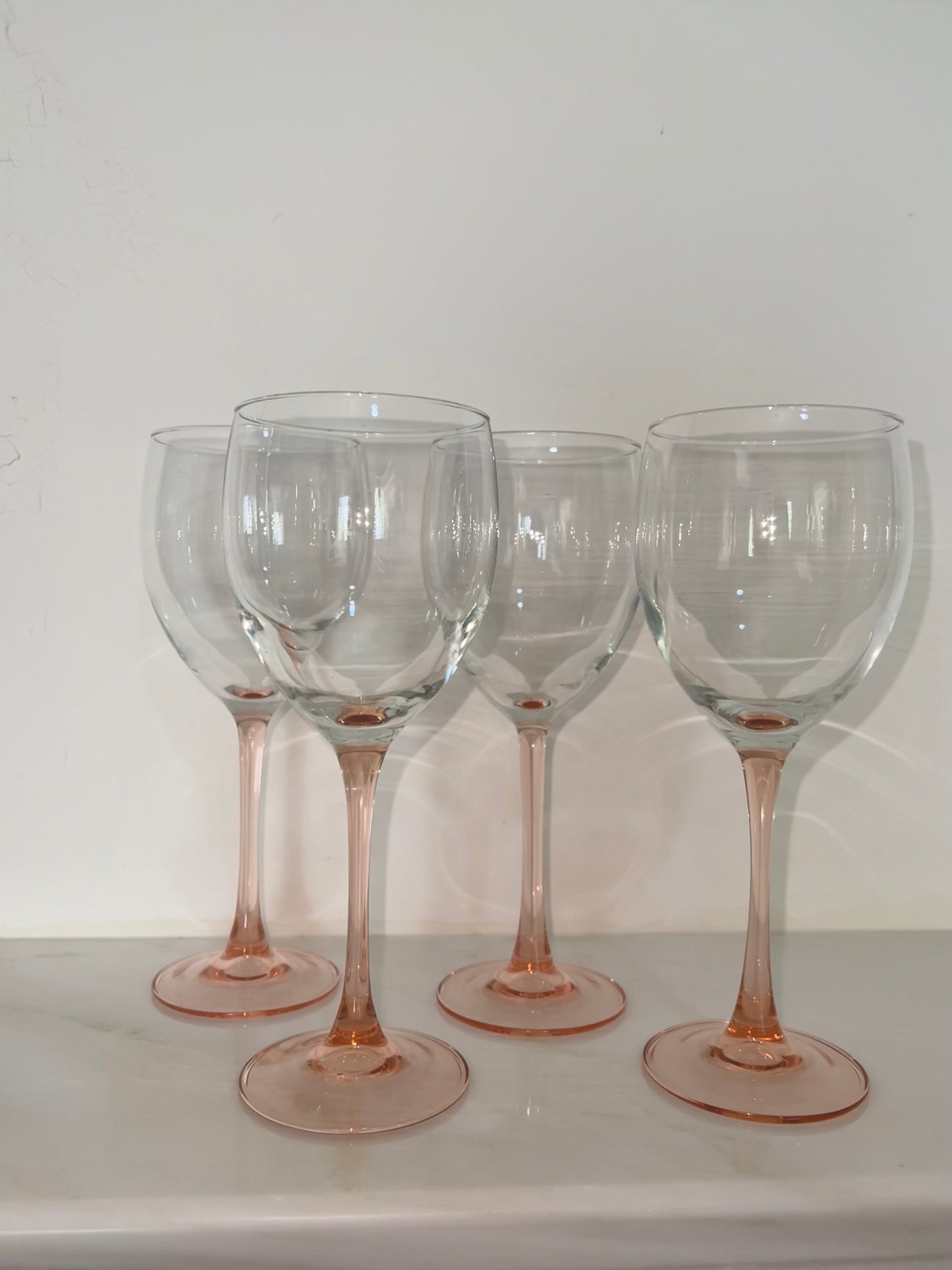 Strawberry Stem Wine Glasses Set