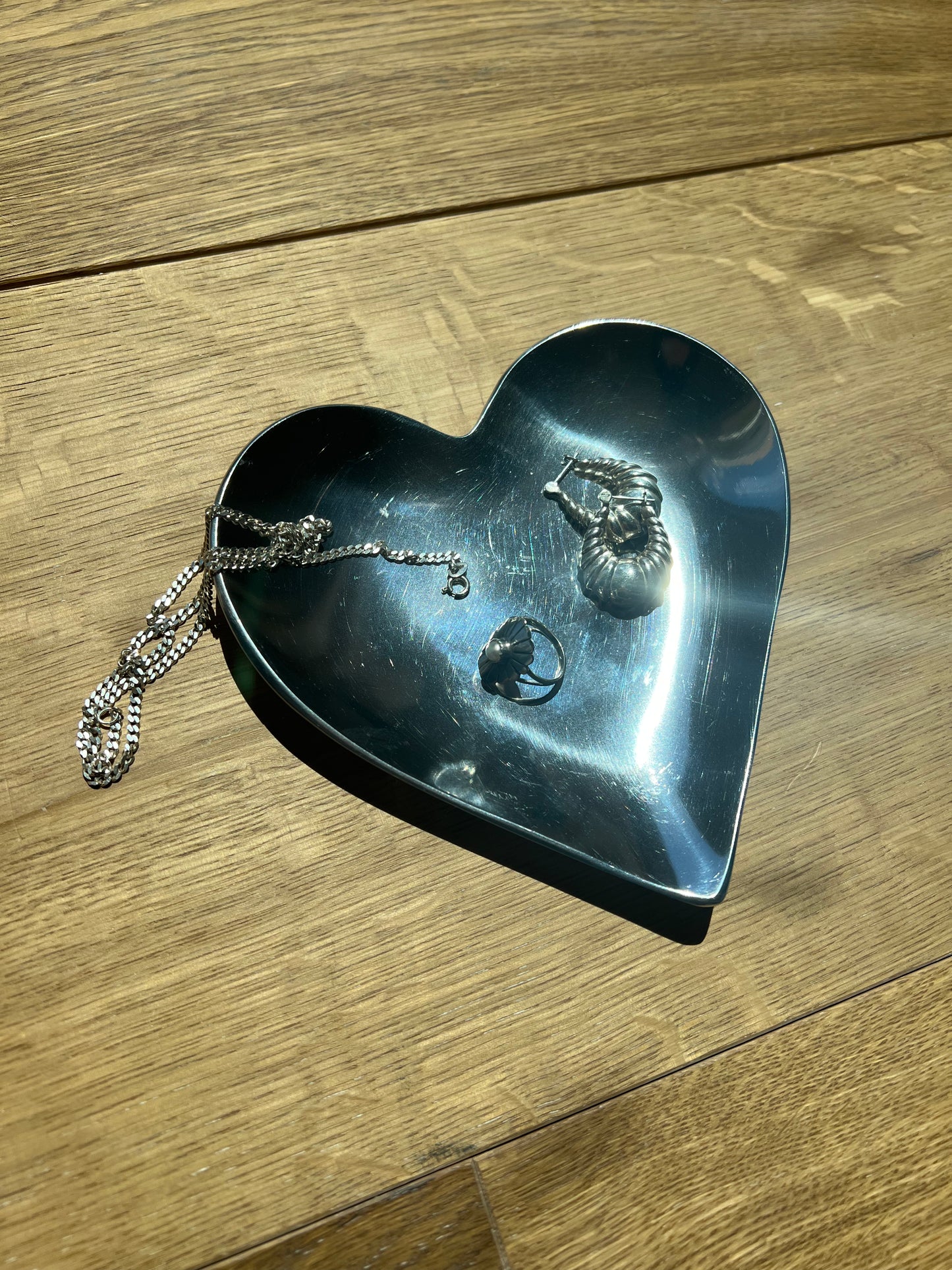 Metal Heart Tray