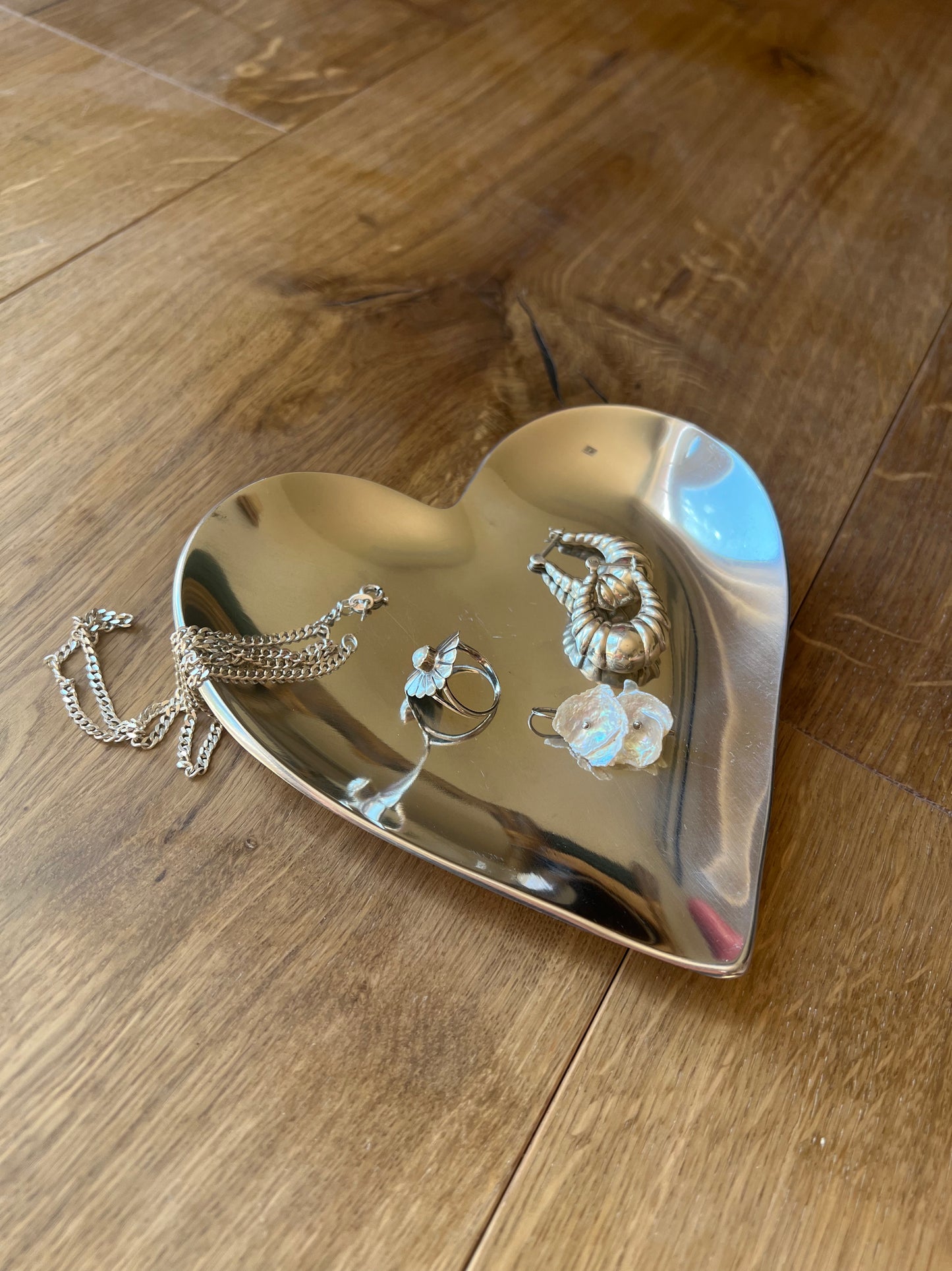 Metal Heart Tray