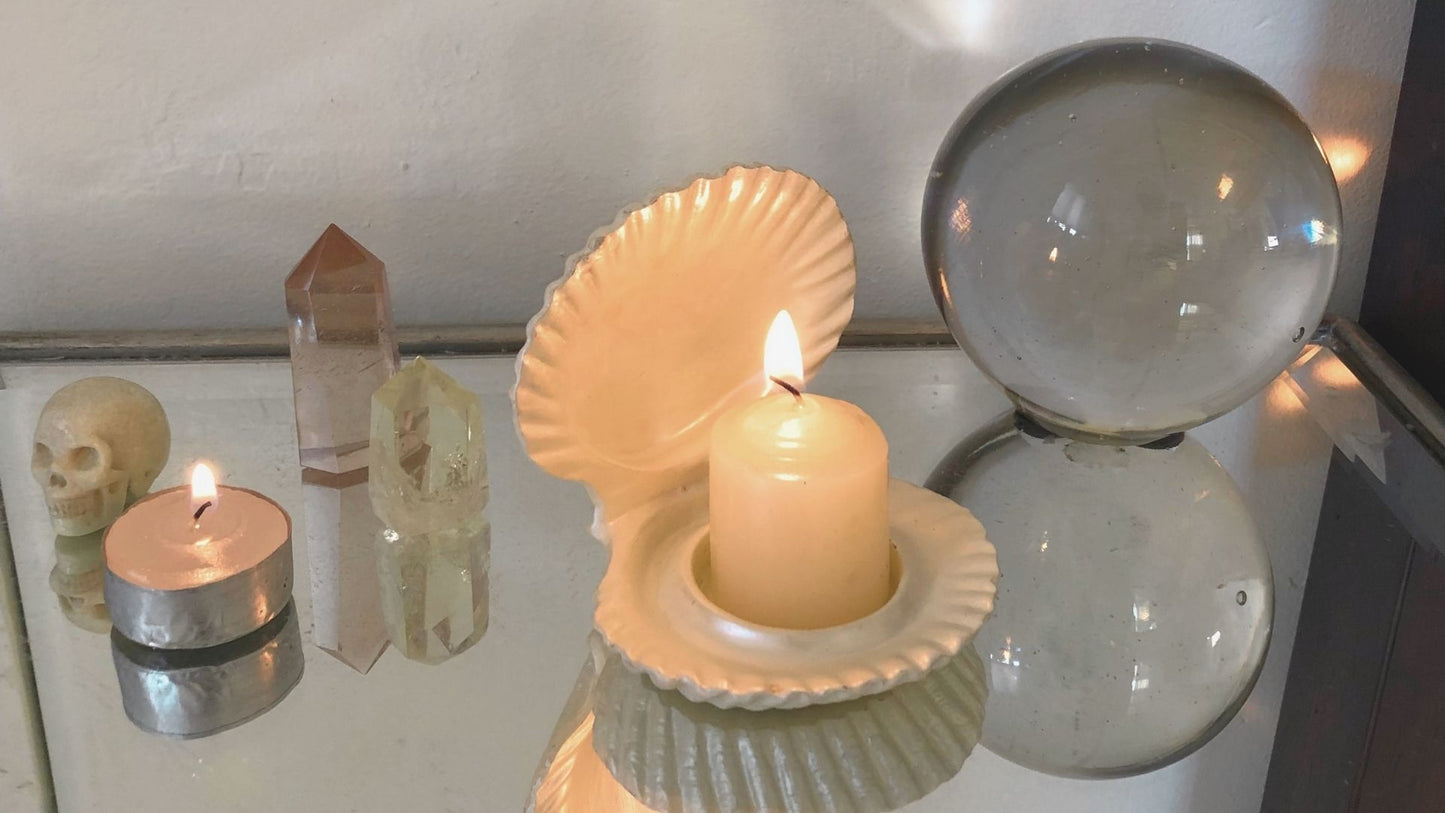 Dreamy Sea Shell Candle π