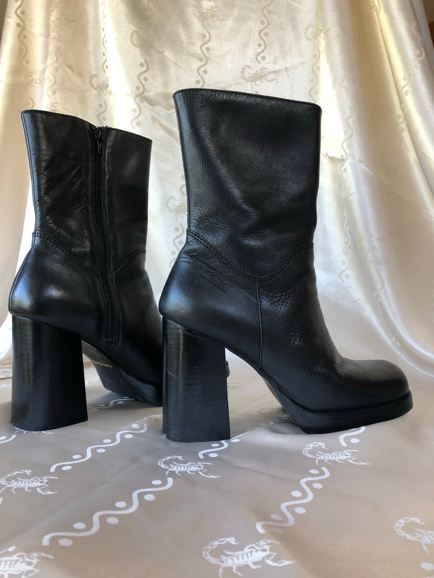 Smoke Show Boot