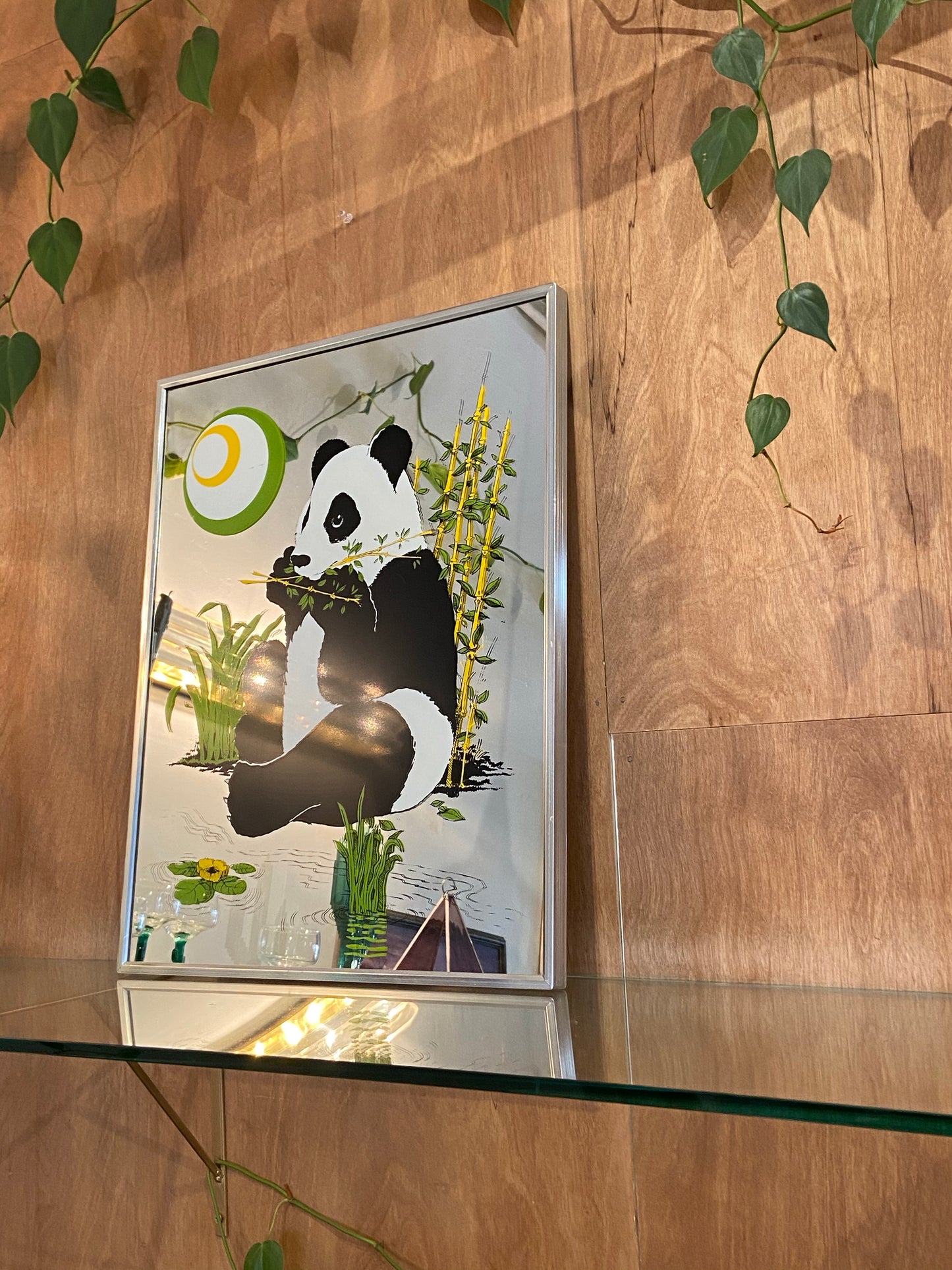 Hungry Panda 70’s Vibes Mirror Art