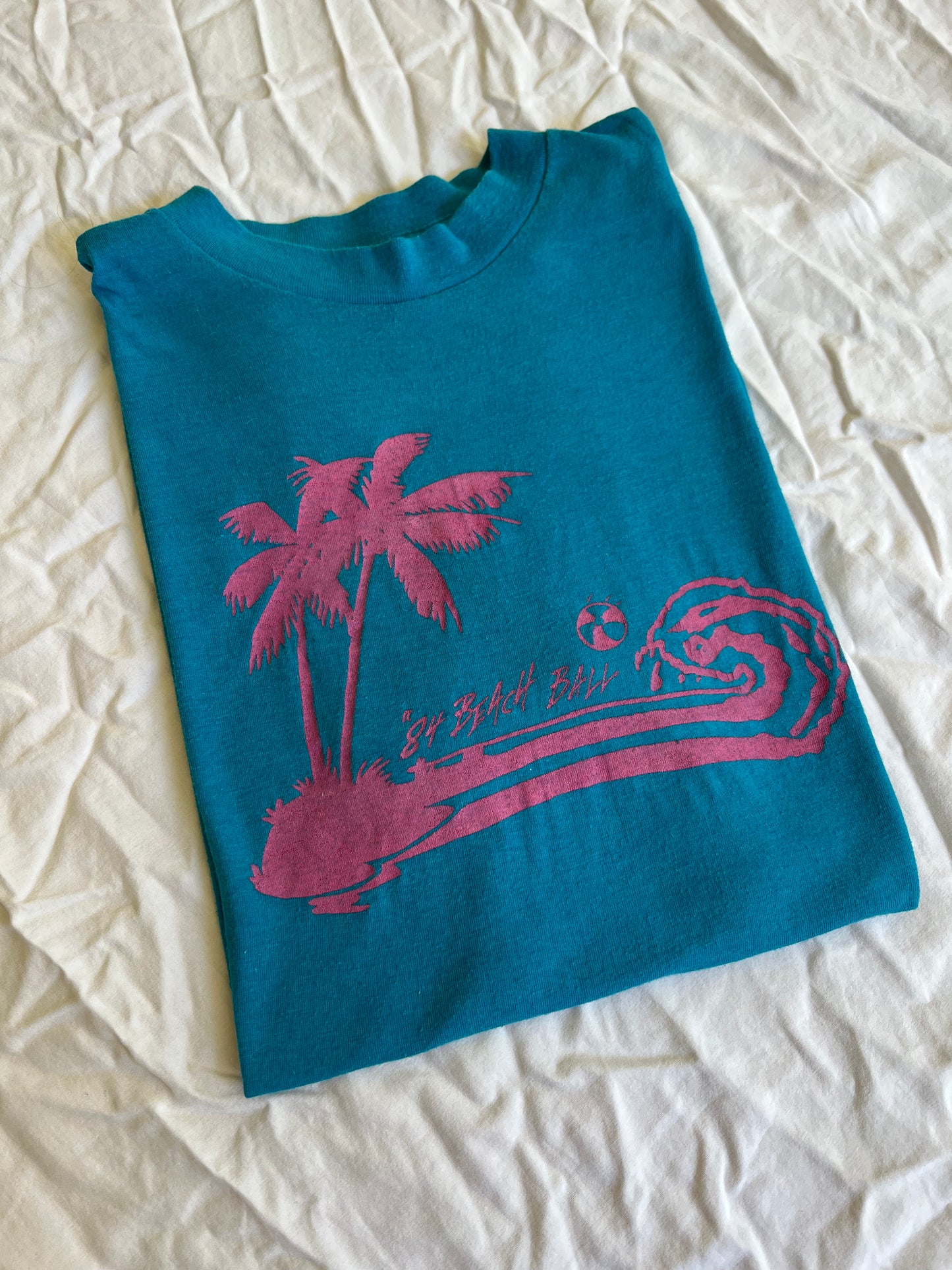 Vtg 80’s Beach Ball Tee