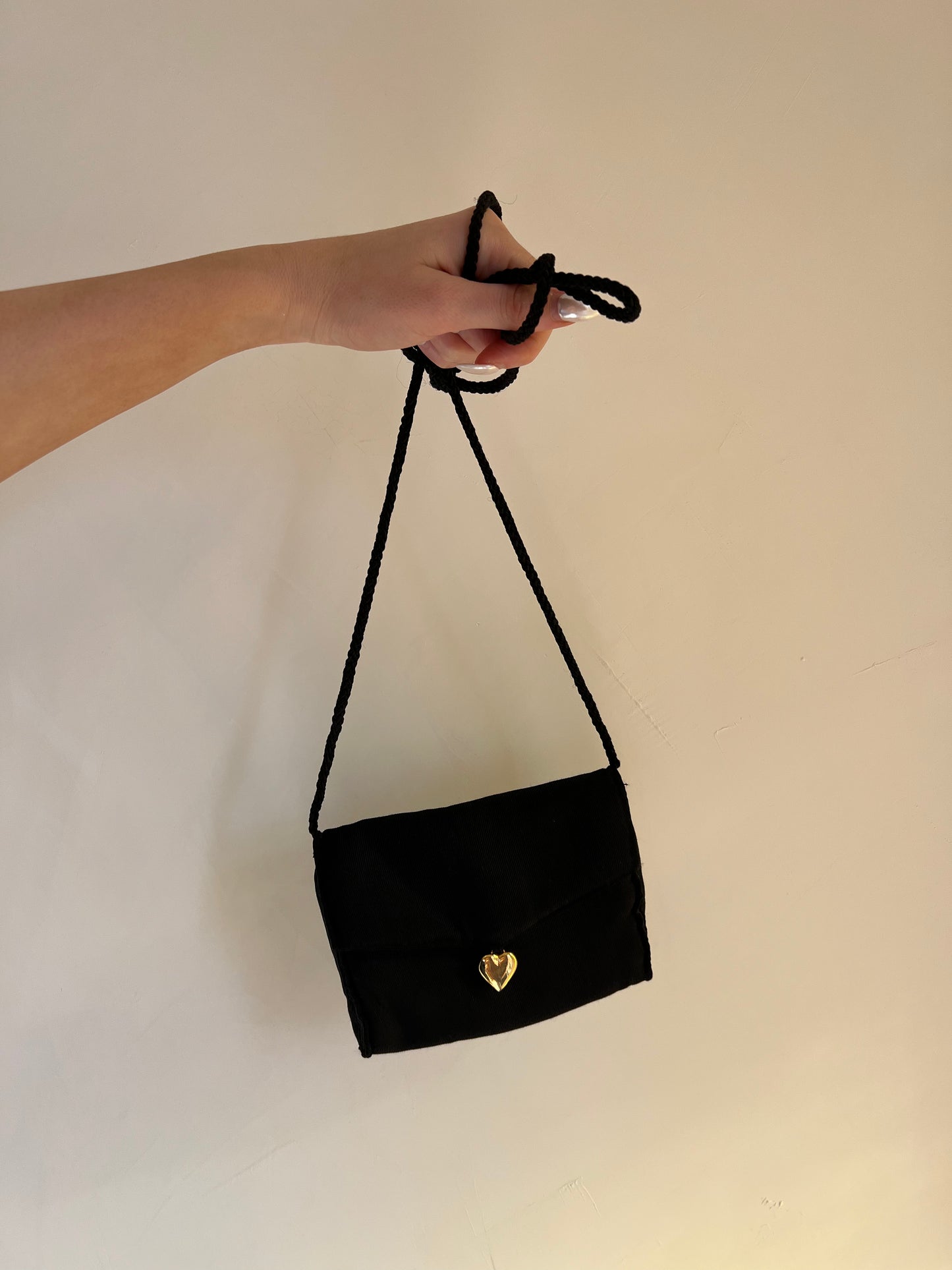 Heart Clasp Tiny Purse