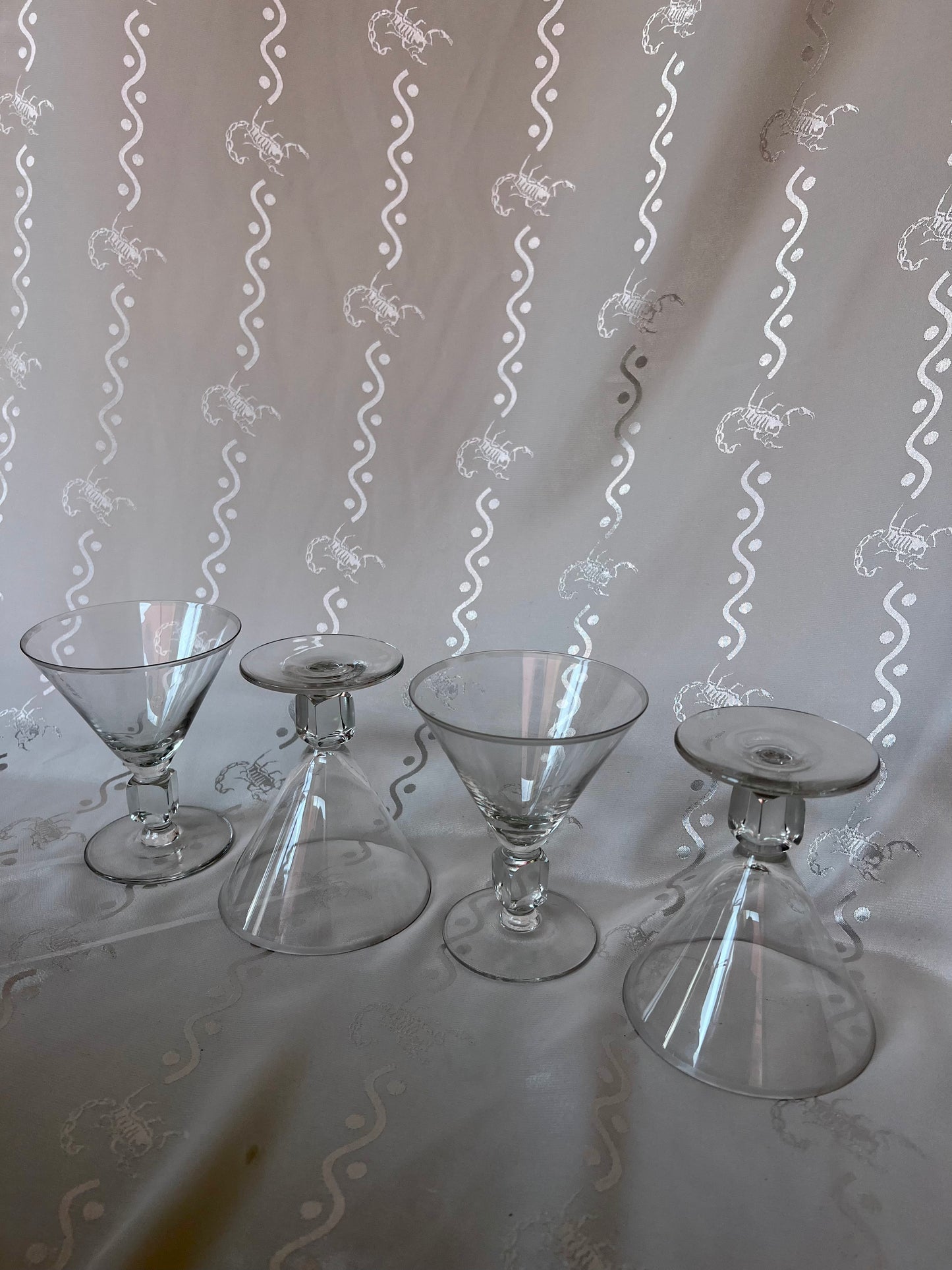 Cube Stem Martini Set