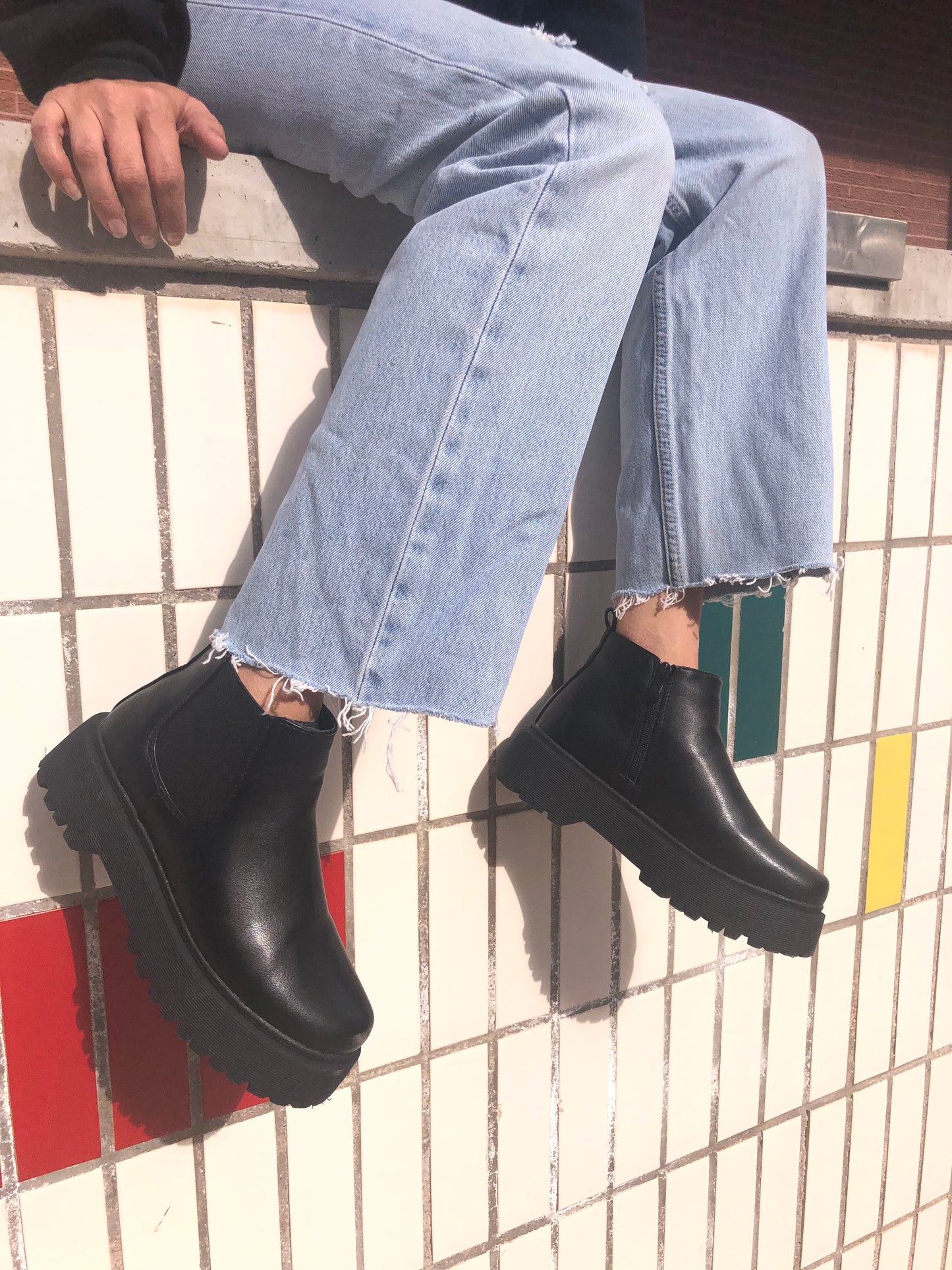 Butt Rip Levi’s Jeans