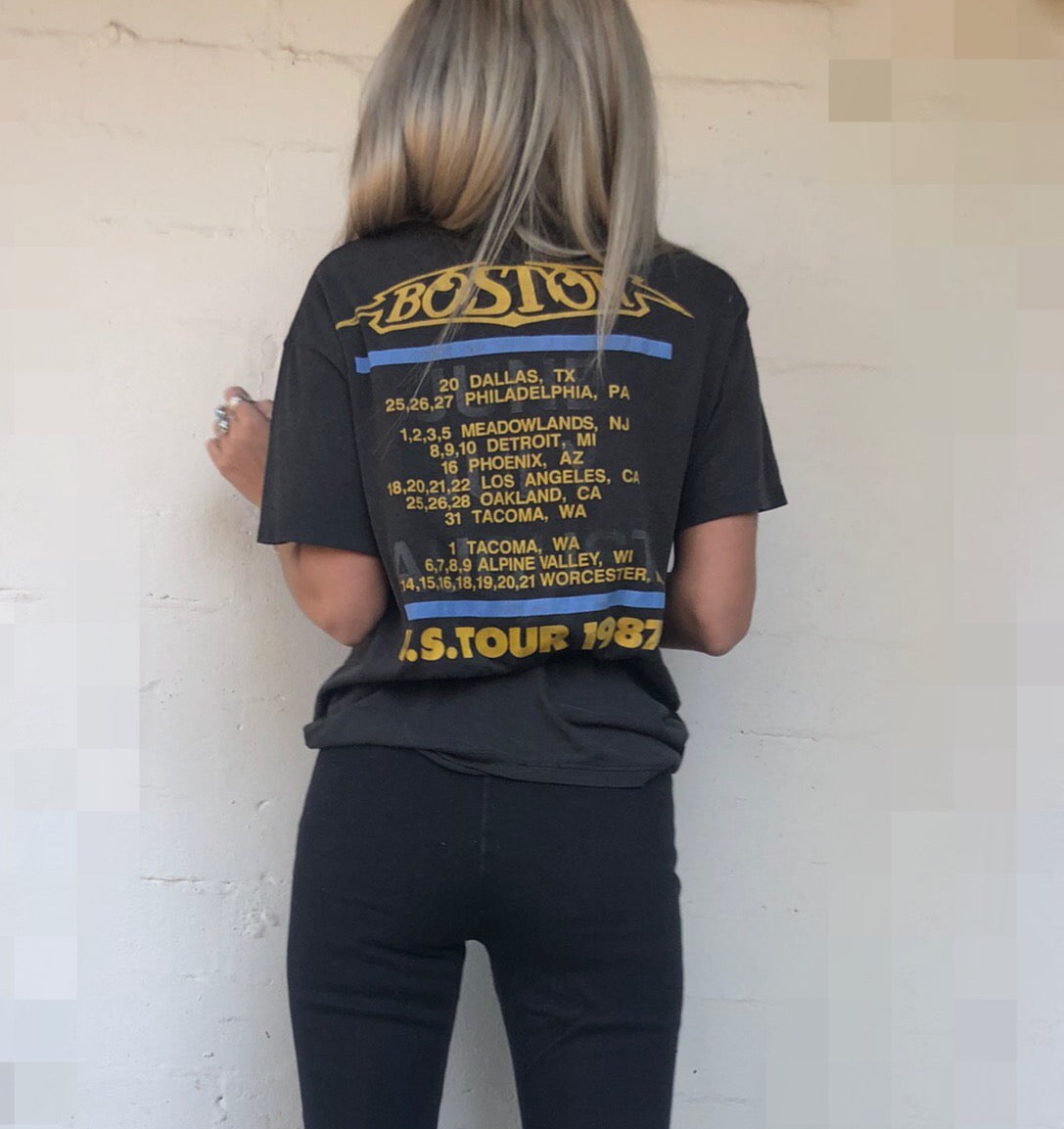 Paper thin ‘87 Boston Tee