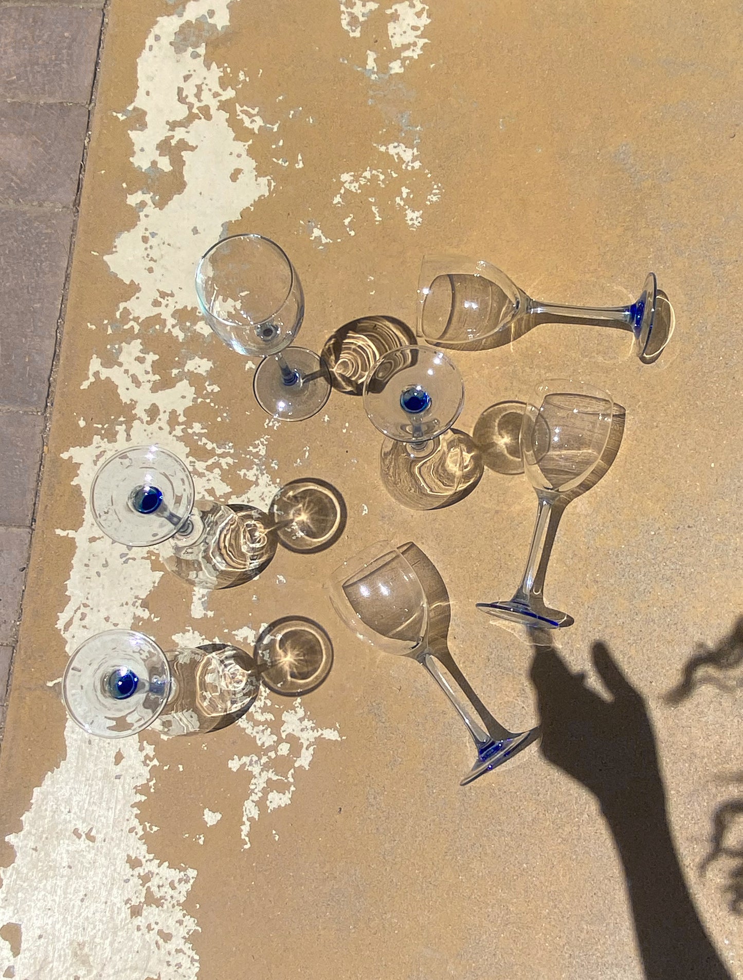 Sapphire Stems Wine Glass Set