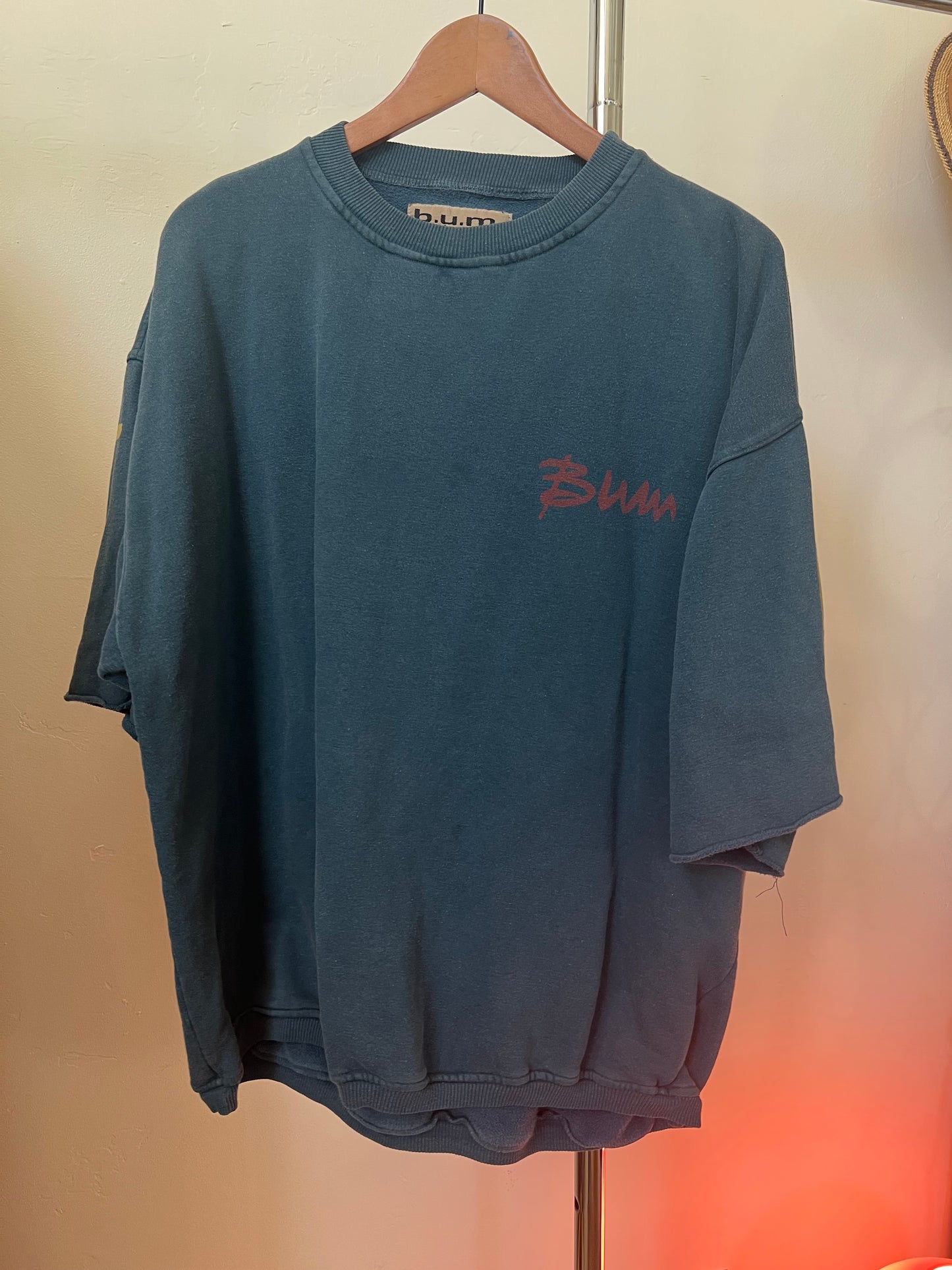 VTG B.U.M Equipment Men’s Blue Short Sleeve Sweatshirt Size M