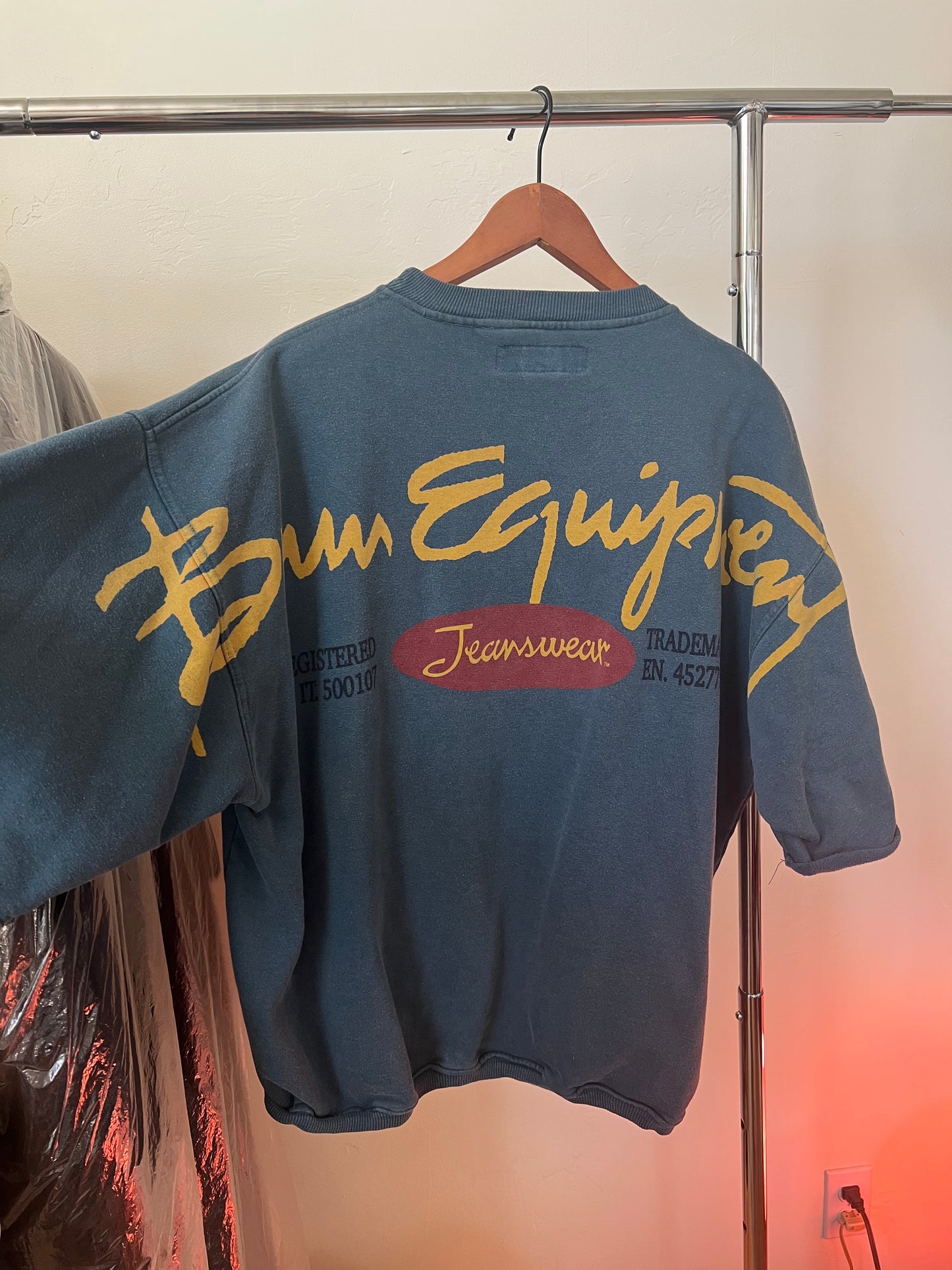 VTG B.U.M Equipment Men’s Blue Short Sleeve Sweatshirt Size M