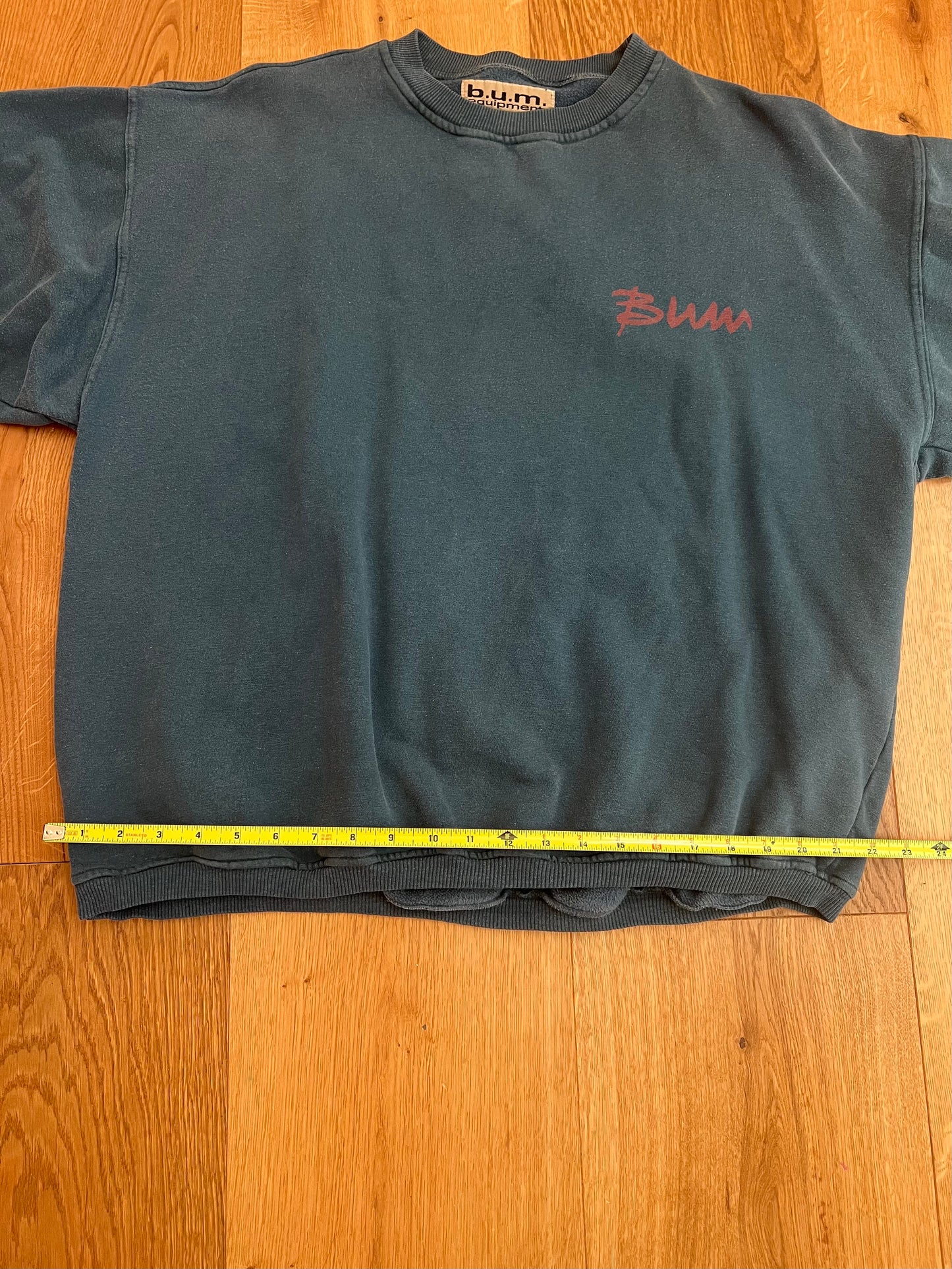 VTG B.U.M Equipment Men’s Blue Short Sleeve Sweatshirt Size M