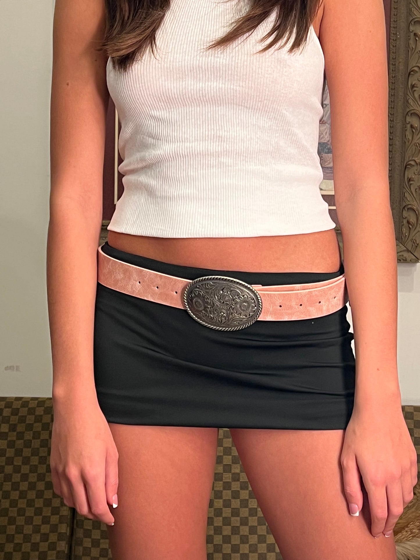 Oval Buckle Belt in Rose