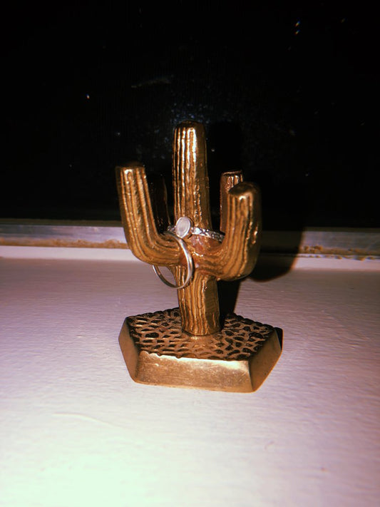 Saguaro Arms Ring Holder