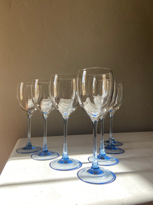 Sapphire Stems Wine Glass Set
