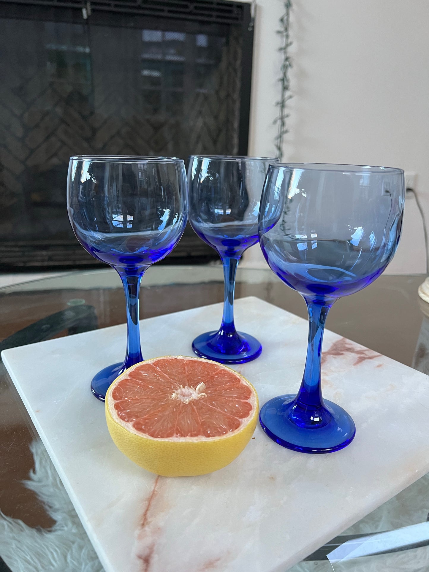 Blueberry Wine Glasses Set