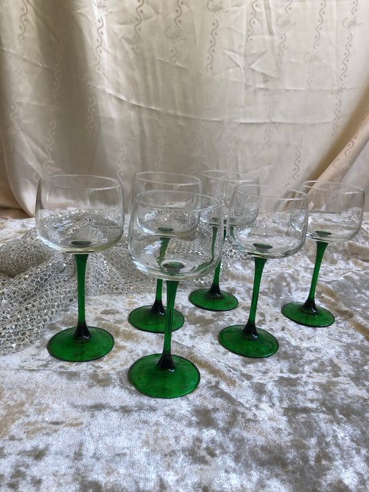 Emerald Stem Wine Glass Set