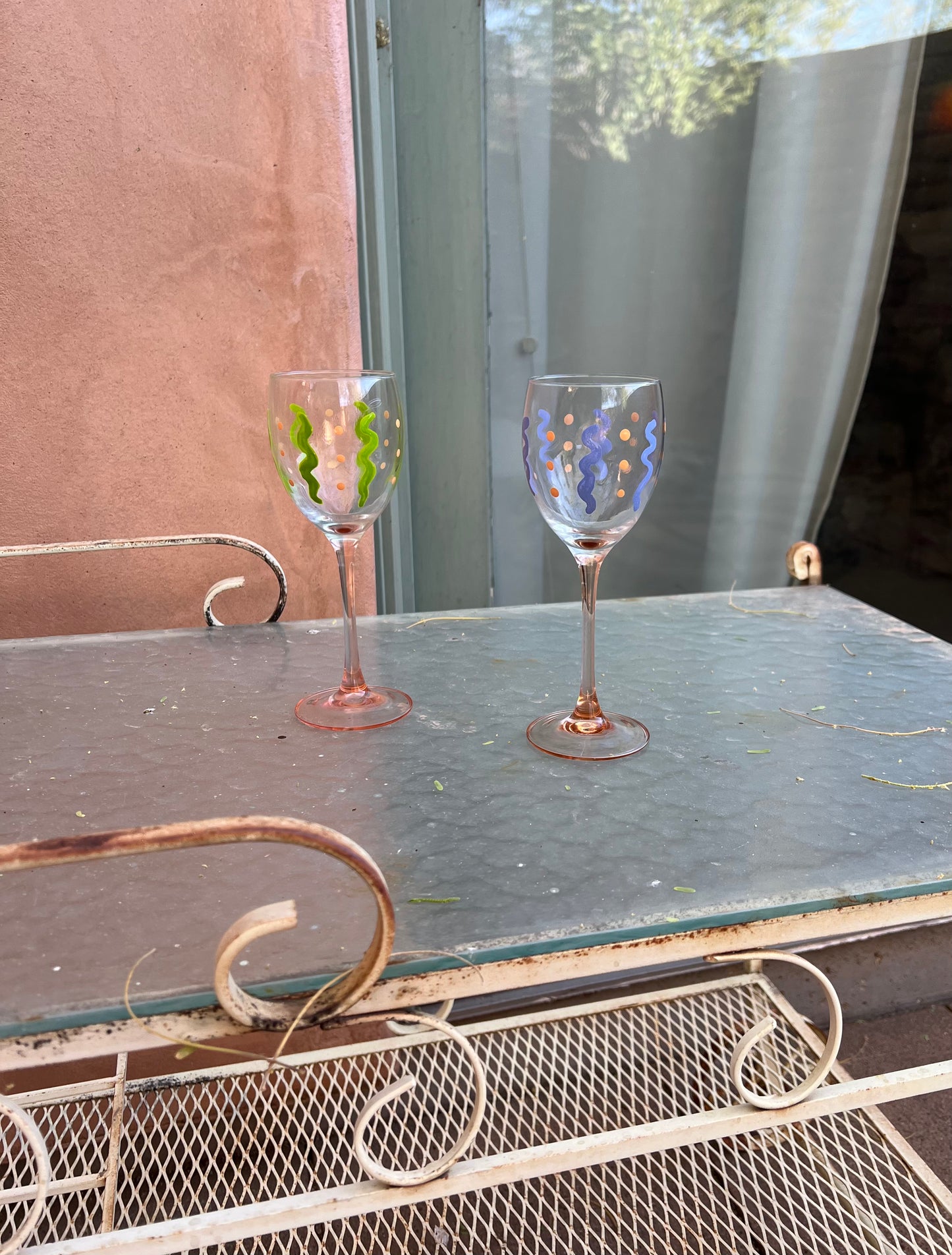 Playful Pair Wine Glasses