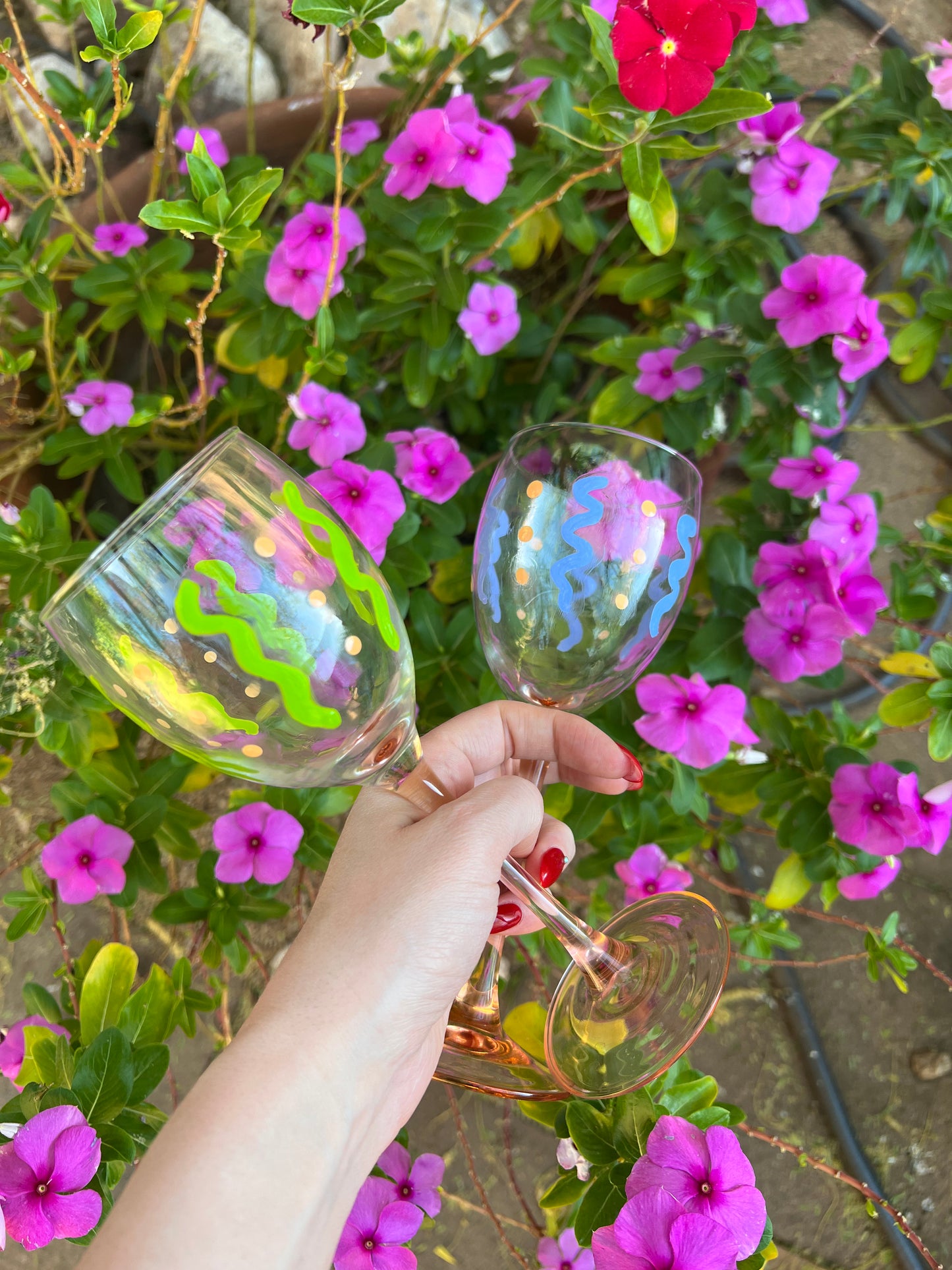 Playful Pair Wine Glasses