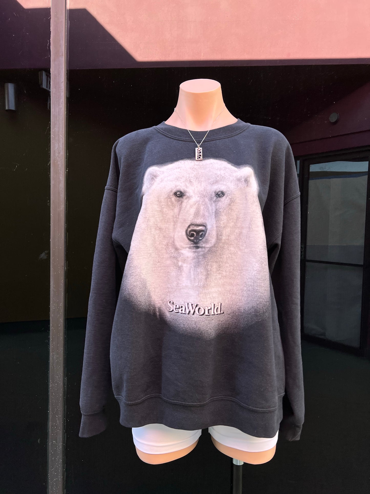 Vintage Seaworld Polar Bear Sweatshirt