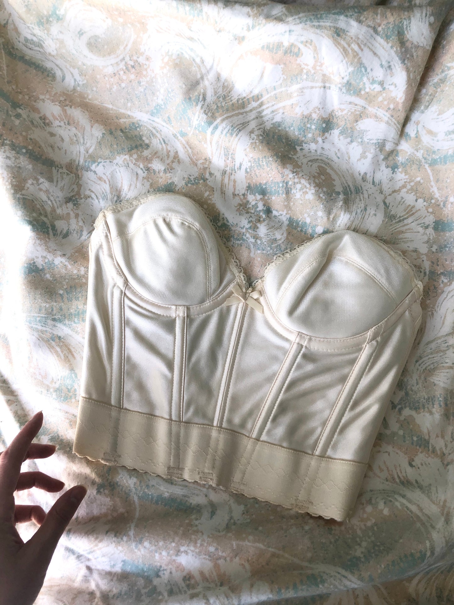 Ivory Bustier